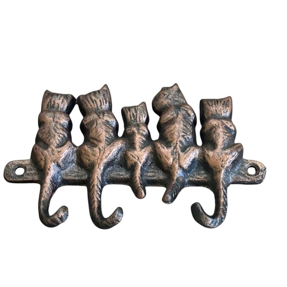 Cats and Kittens Cast Metal Key Hook Wall Mount - Picture 3 of 3